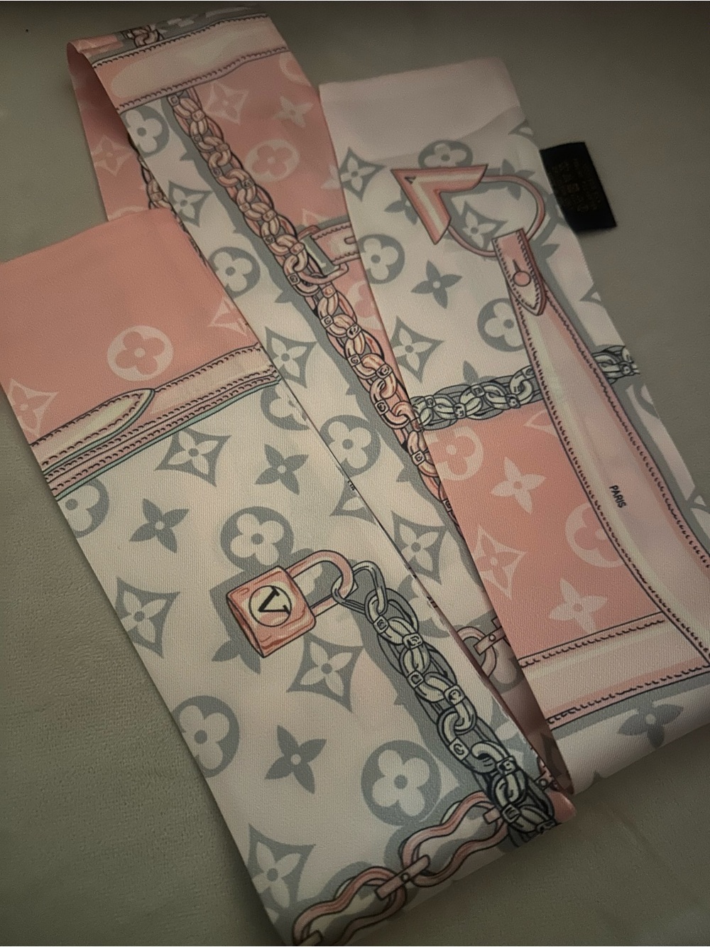Pink Print 22in L Scarf